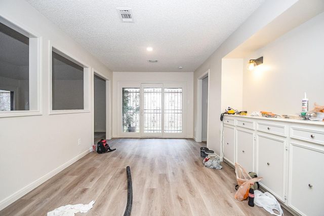 7815 Hummingbird Street, Houston, TX 77071