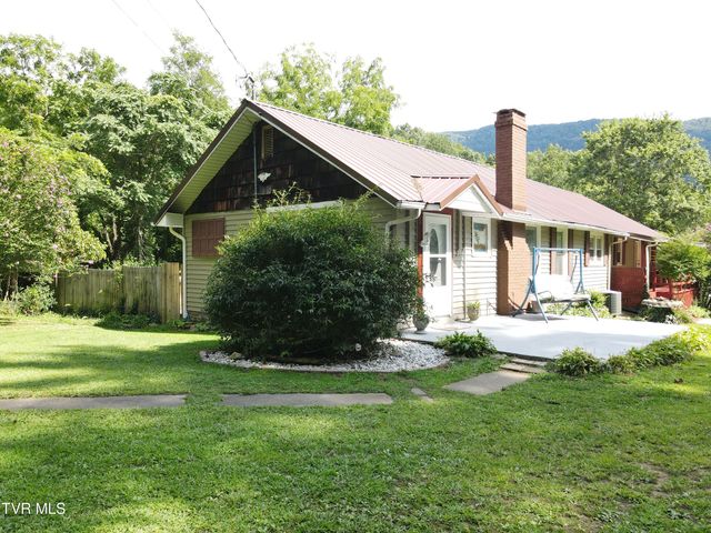 1769 Irondale Road, Big Stone Gap, VA 24219