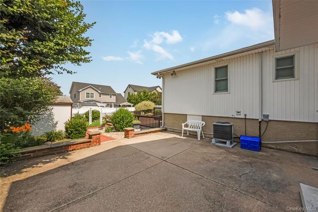 3332 Elliott Boulevard, Oceanside, NY 11572