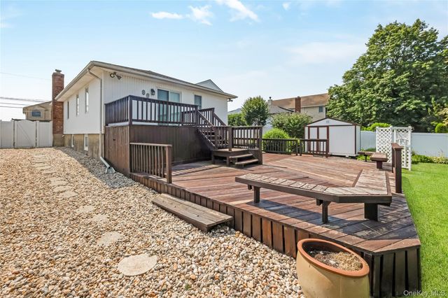 3332 Elliott Boulevard, Oceanside, NY 11572