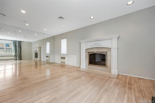 3332 Elliott Boulevard, Oceanside, NY 11572