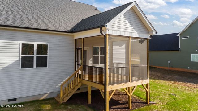 65 Livingston Lane, Spring Hope, NC 27882