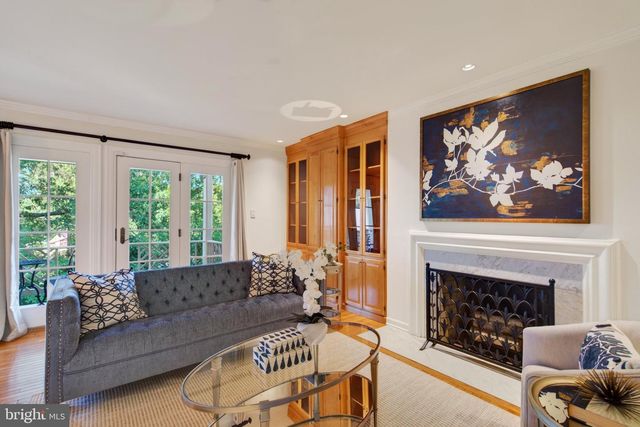 1739 N WAKEFIELD ST N, Arlington, VA 22207