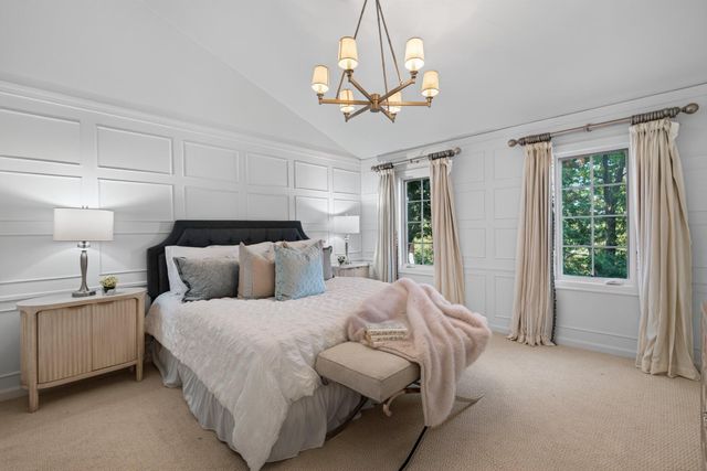 1739 N WAKEFIELD ST N, Arlington, VA 22207