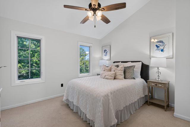 1739 N WAKEFIELD ST N, Arlington, VA 22207