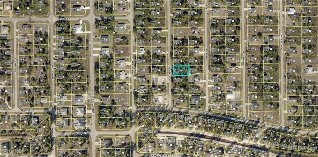 723 Glacier AVE, LEHIGH ACRES, FL 33974 — photo 2