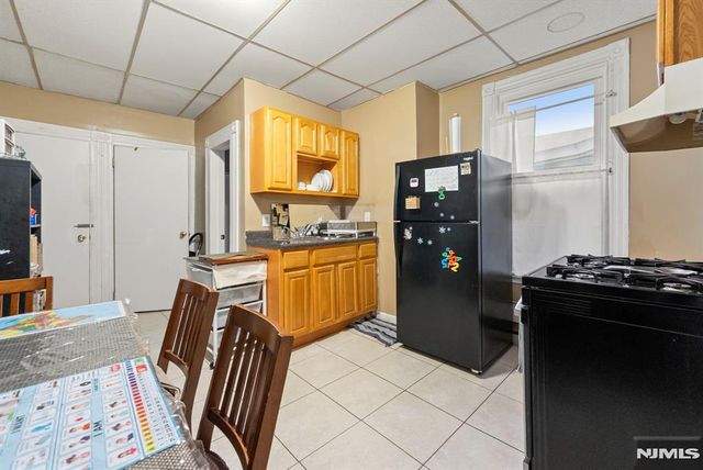 21 Olive Street, Paterson, NJ 07501