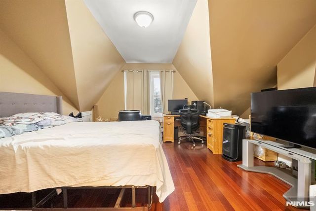 21 Olive Street, Paterson, NJ 07501