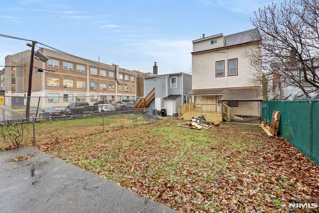 21 Olive Street, Paterson, NJ 07501