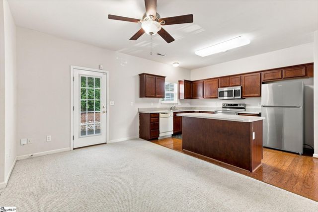 154 Spring Crossing Circle, Greer, SC 29650
