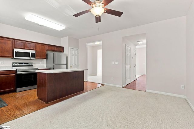 154 Spring Crossing Circle, Greer, SC 29650