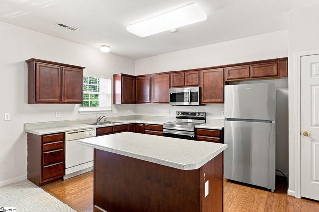 154 Spring Crossing Circle, Greer, SC 29650