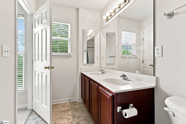 154 Spring Crossing Circle, Greer, SC 29650