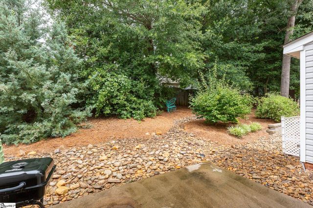 154 Spring Crossing Circle, Greer, SC 29650