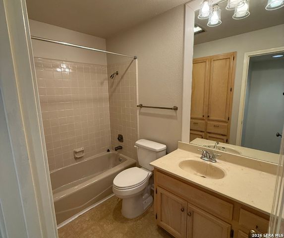 101 Fenimore Apt 2, San Antonio, TX 78209