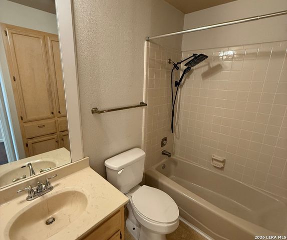 101 Fenimore Apt 2, San Antonio, TX 78209
