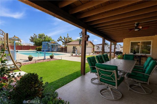 20238 Osseo Road, Apple Valley, CA 92308