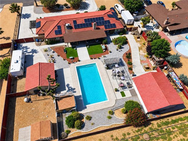 20238 Osseo Road, Apple Valley, CA 92308