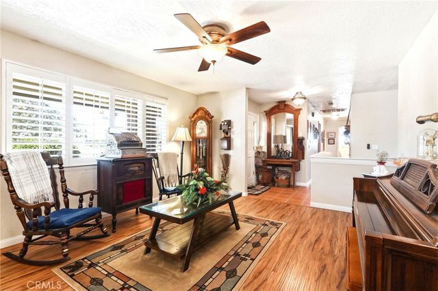 20238 Osseo Road, Apple Valley, CA 92308