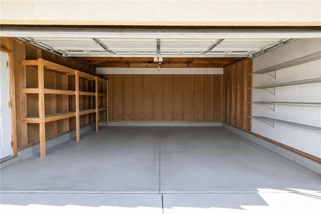 20238 Osseo Road, Apple Valley, CA 92308