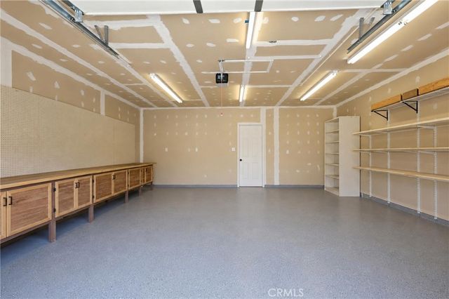 20238 Osseo Road, Apple Valley, CA 92308