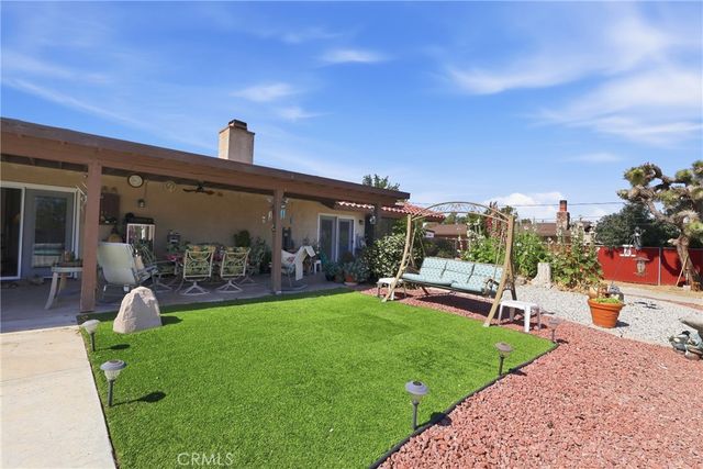 20238 Osseo Road, Apple Valley, CA 92308