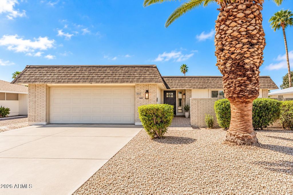 10914 W SARATOGA Circle, Sun City, AZ 85351 — exterior