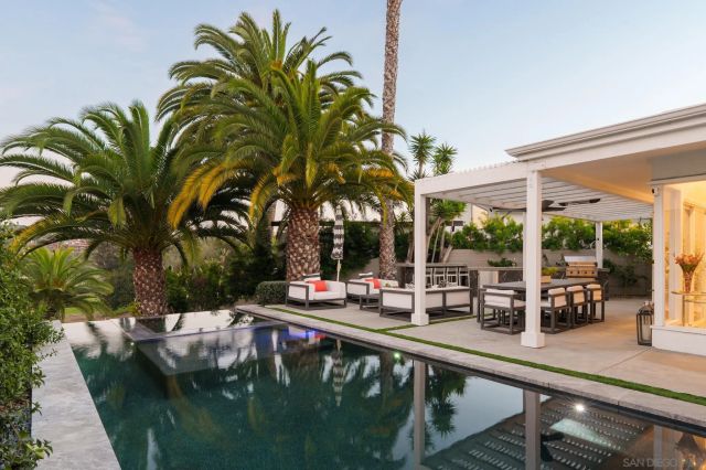 7026 Estrella De Mar Rd, Carlsbad, CA 92009