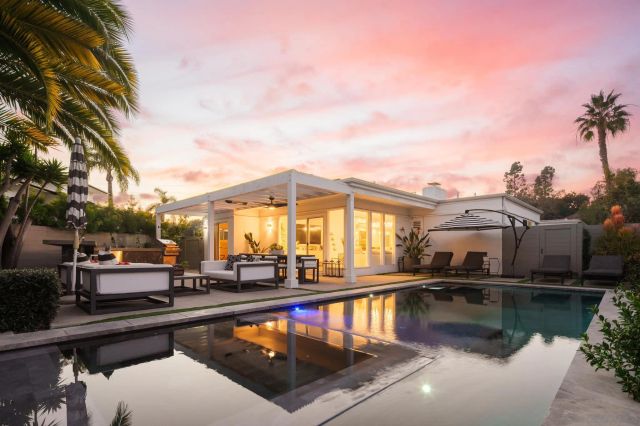 7026 Estrella De Mar Rd, Carlsbad, CA 92009