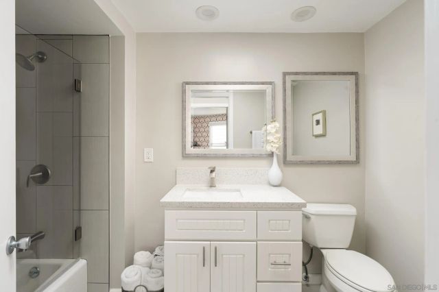 7026 Estrella De Mar Rd, Carlsbad, CA 92009