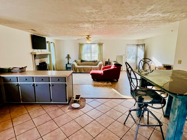 275 FRITTON SPUR RD, Middleton, TN 38052