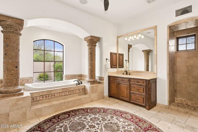 7502 E Whisper Rock Trail, Scottsdale, AZ 85266