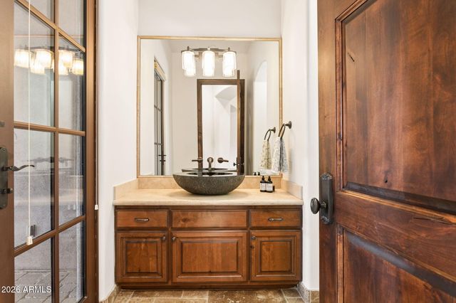 7502 E Whisper Rock Trail, Scottsdale, AZ 85266