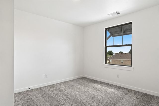 1401 SW 160th Street, Moore, OK 73170