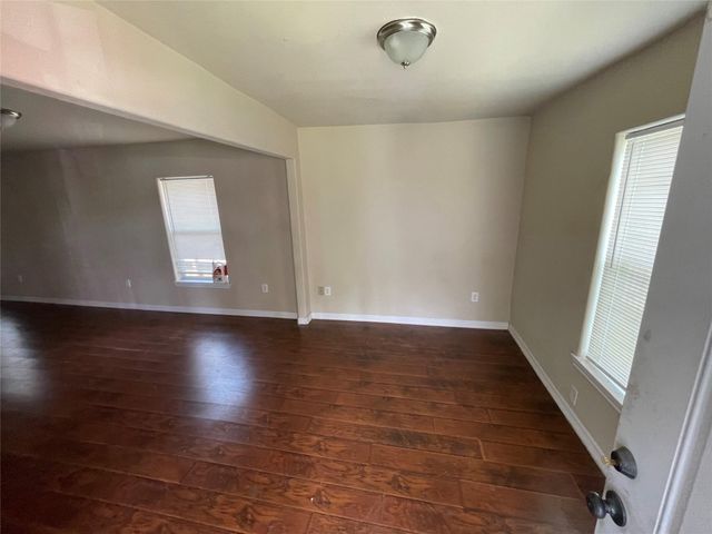 2704 Campbell Street, Houston, TX 77026