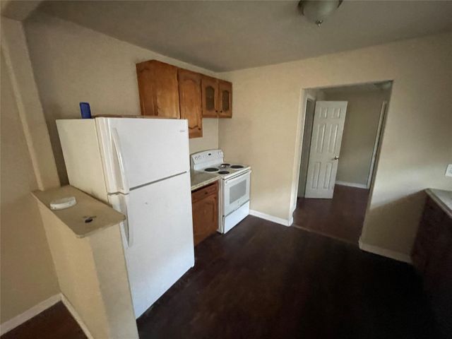 2704 Campbell Street, Houston, TX 77026