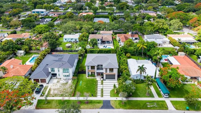 5854 SW 30th St, Miami, FL 33155