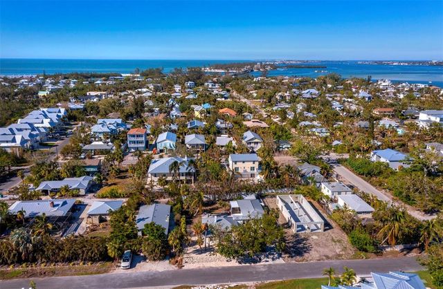 611 HIBISCUS WAY, Longboat Key, FL 34228