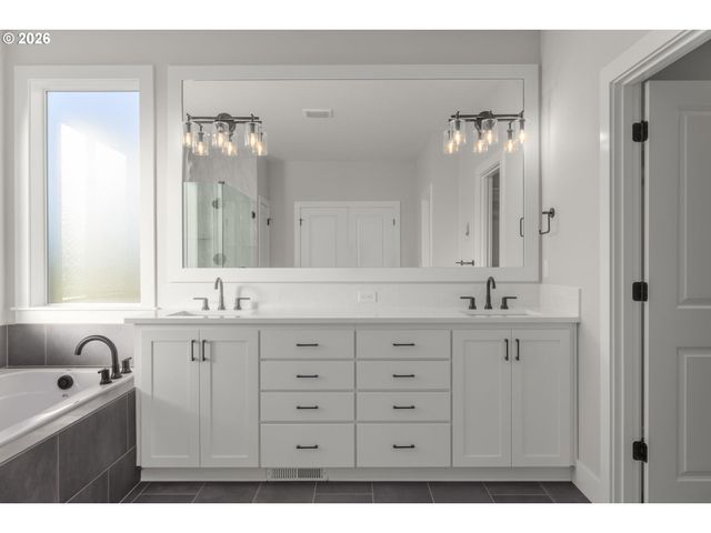 17805 Nw 178th Ter, Portland, OR 97229