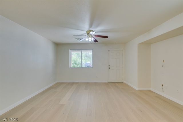 8868 Brindisi Park Avenue, Las Vegas, NV 89148