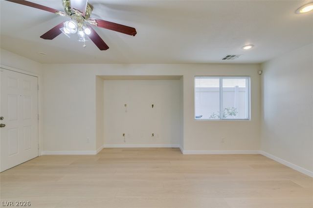8868 Brindisi Park Avenue, Las Vegas, NV 89148