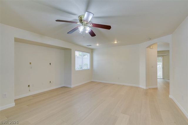 8868 Brindisi Park Avenue, Las Vegas, NV 89148