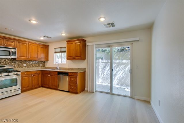 8868 Brindisi Park Avenue, Las Vegas, NV 89148