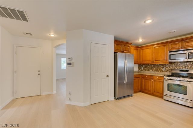 8868 Brindisi Park Avenue, Las Vegas, NV 89148
