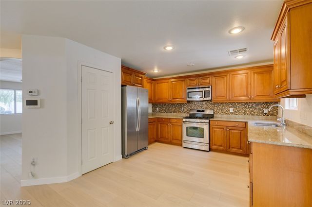 8868 Brindisi Park Avenue, Las Vegas, NV 89148