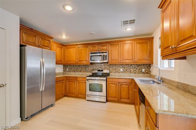 8868 Brindisi Park Avenue, Las Vegas, NV 89148