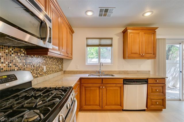8868 Brindisi Park Avenue, Las Vegas, NV 89148
