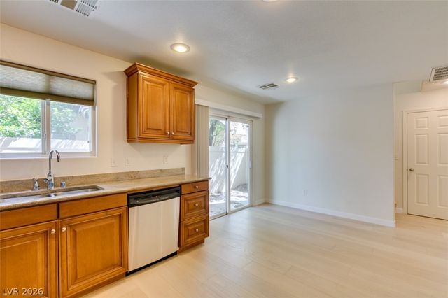 8868 Brindisi Park Avenue, Las Vegas, NV 89148