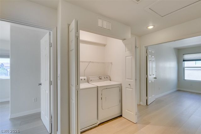 8868 Brindisi Park Avenue, Las Vegas, NV 89148