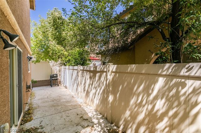 8868 Brindisi Park Avenue, Las Vegas, NV 89148